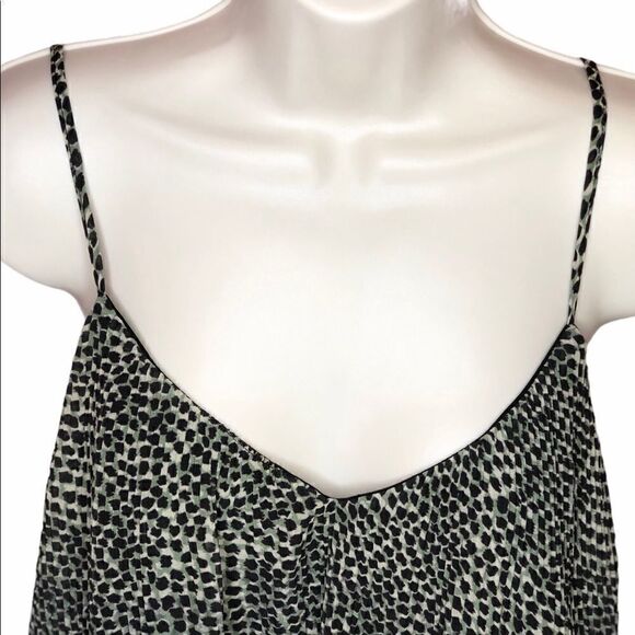 TOPSHOP Accordion Pleate Spaghetti Strap Top - Picture 4 of 12